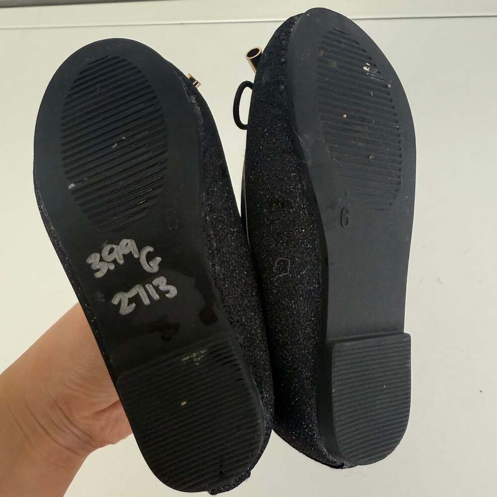 Toddler Girls Slip-On Ballet Christmas Holiday Black Glittery Bow Flat Shoes 6M - Picture 6 of 8
